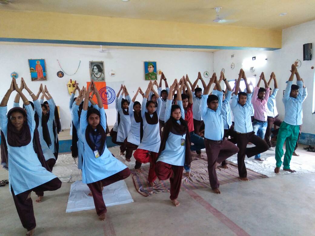 Yoga Divas 2017